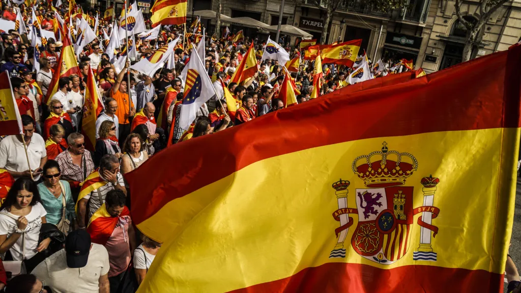 Španělé slaví den jednoty v Madridu