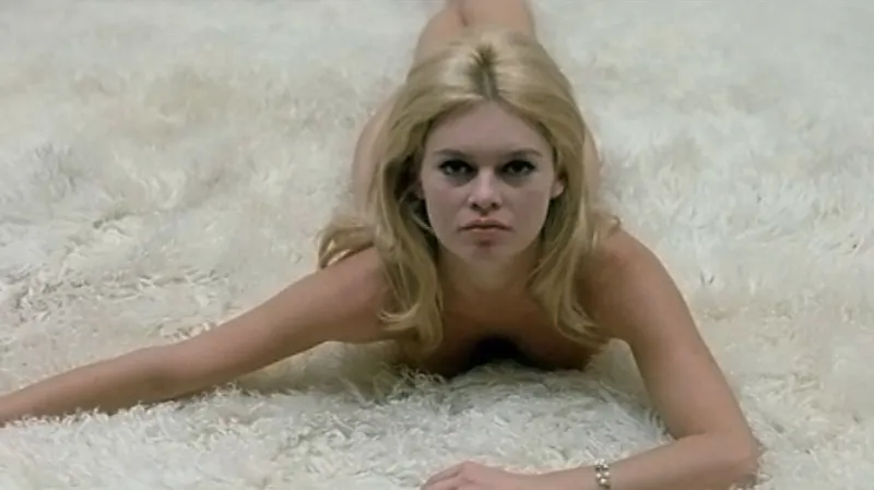 Pohrdání (1963, režie: Jean-Luc Godard)