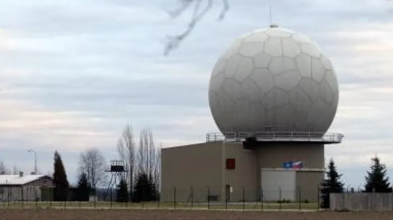 Nedávno dobudovaný radar protivzdušné obrany NATO v Nepolisích na Královéhradecku na snímku z 20. ledna 2007.