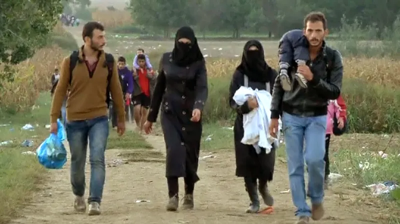 Zprávy v 16 k uprchlické krizi