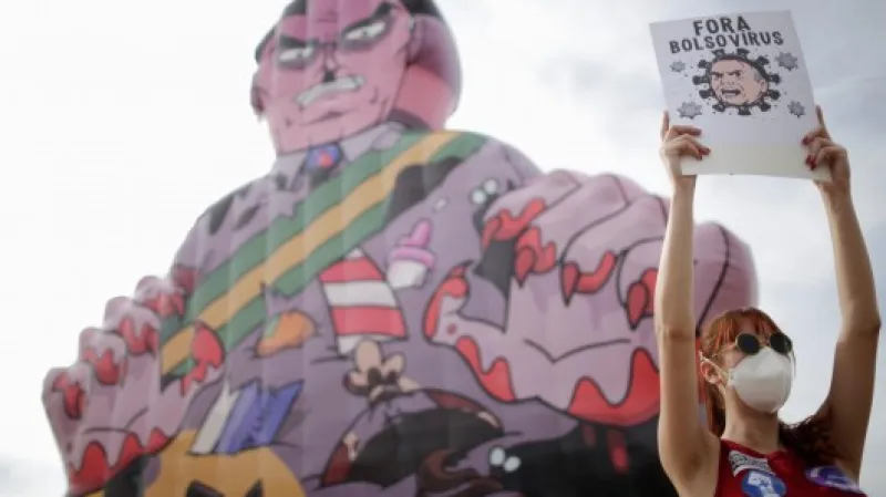 Protest proti prezidentovi Bolsonarovi,  Autor: Ueslei Marcelino,  Zdroj: Reuters
