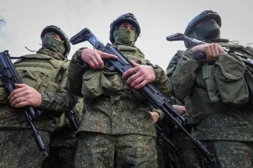 Půl milionu ruských vojáků se chystá na ofenzivu. Hledí směrem k Charkovu