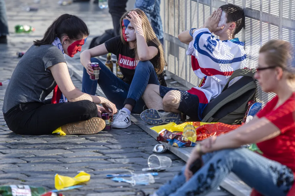 Fanoušci hokeje sledovali boje o medaile i na Staroměstském náměstí v Praze