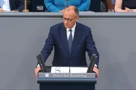 Na Ukrajině se bojuje o mírový řád v Evropě, uvedl Merz