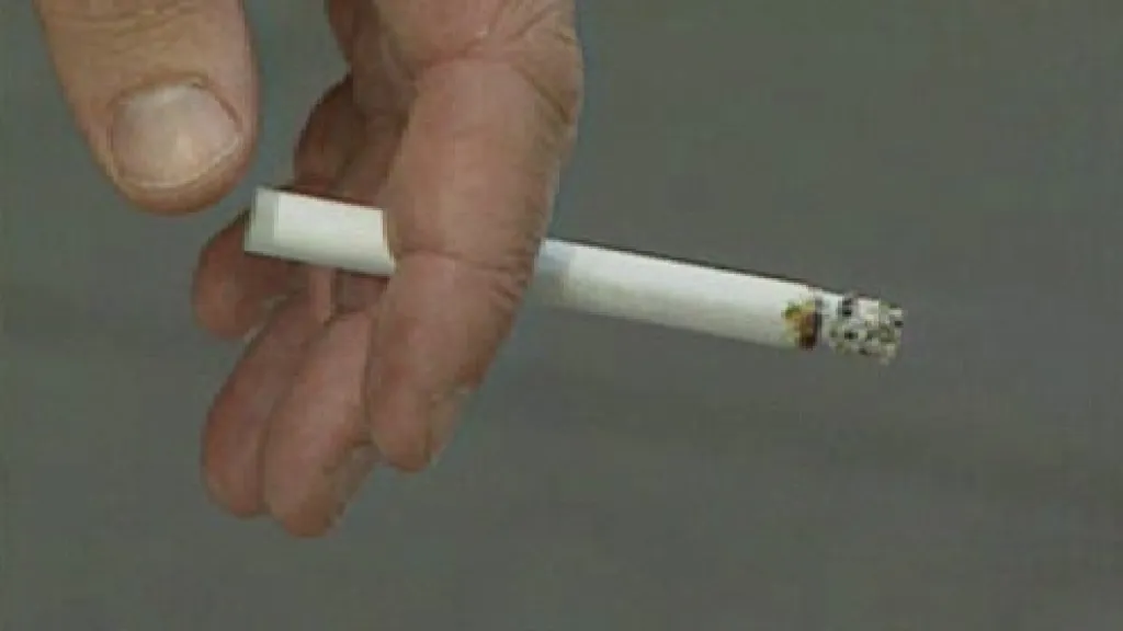 Kuřák s cigaretou
