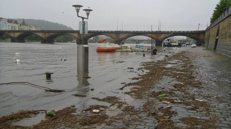 Vltava v Praze - 1. 6. 2013