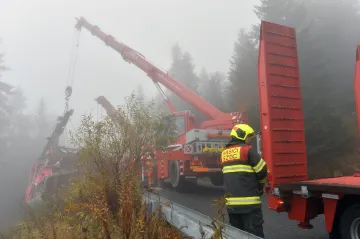 Policie kvůli pádu lanovky na Ještěd navrhla obžalovat tři lidi a firmu