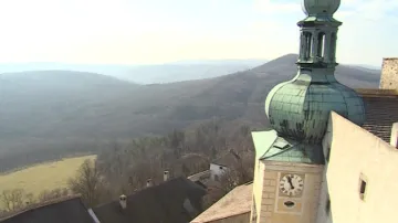 Pohled z buchlovského hradu