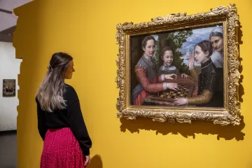 „Dyť to zvládnou i malé holky!“ Ženy malovaly zátiší, šachy i traumata