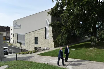 Vedle Památníku Velké Moravy otevřeli Cyrilometodějské centrum s moderní expozicí a depozitářem 