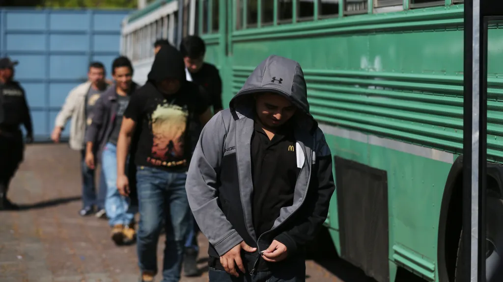 Migranti deportovaní z USA do El Salvadoru