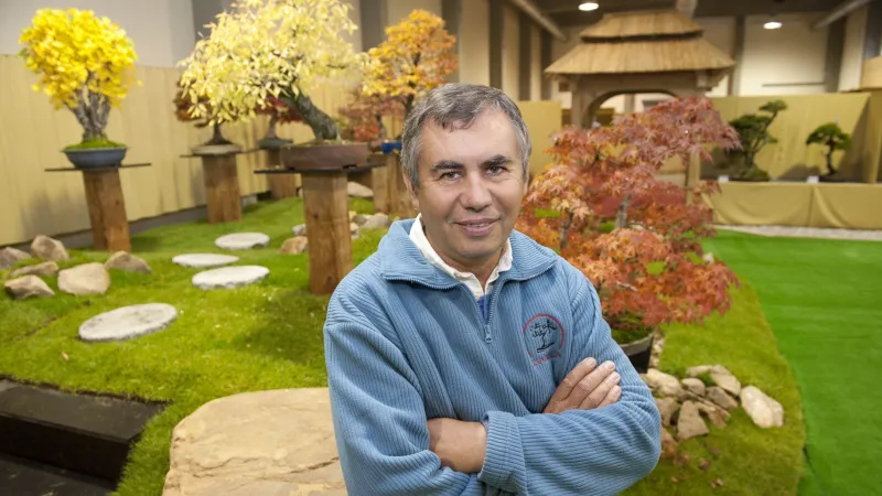 Majitel sbírky Josef Valuch