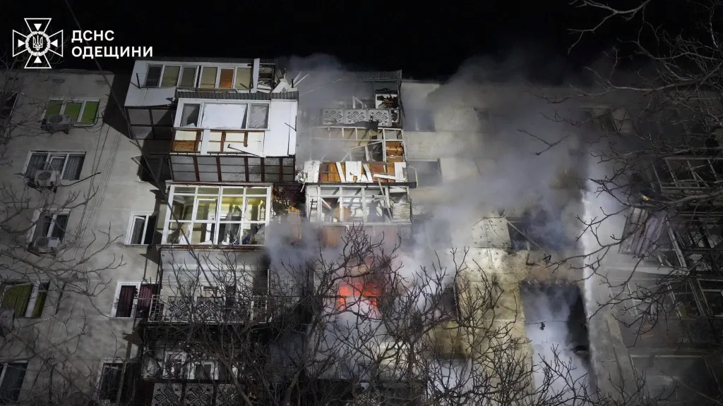 Následky ruského útoku na Oděsu (31. 12. 2025)