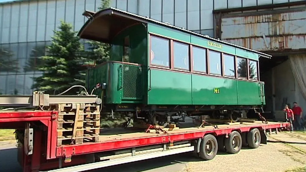 Jedinečný vagon míří z Krnova do Salzburku