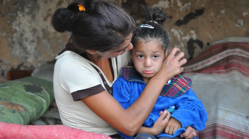 Malá Mária je zřejmě mentálně zaostalá