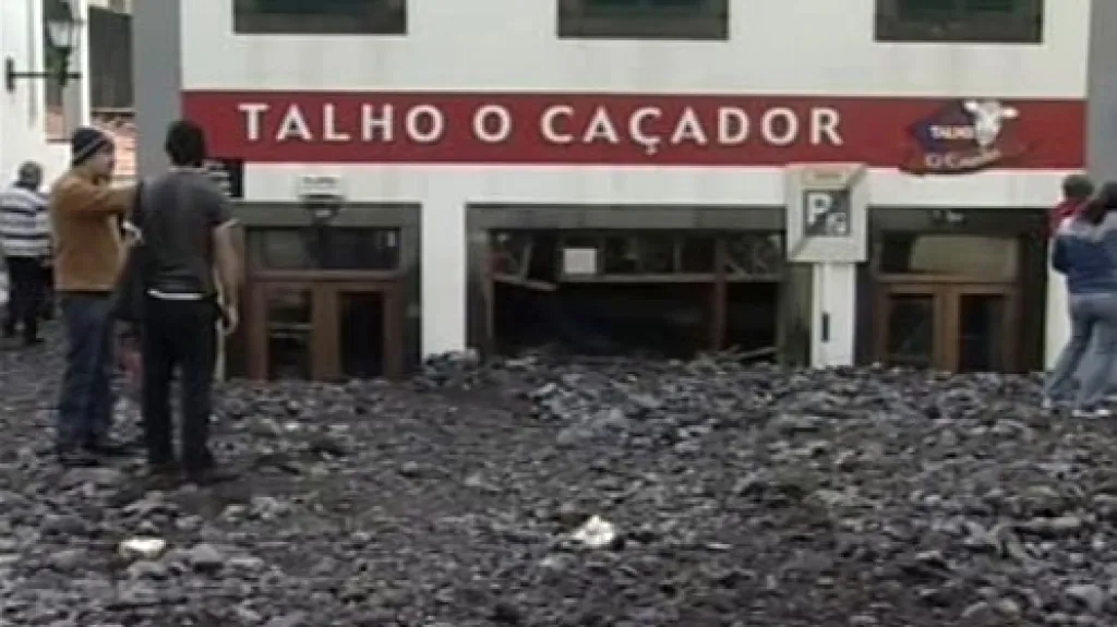 Následky povodní na Madeiře