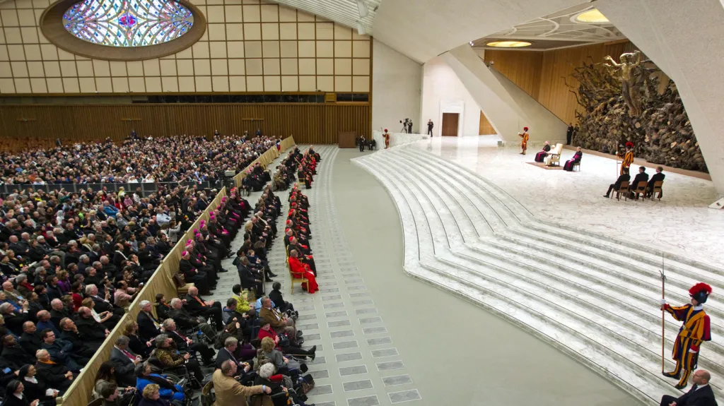 Audience nových kardinálů u papeže Benedikta XVI.