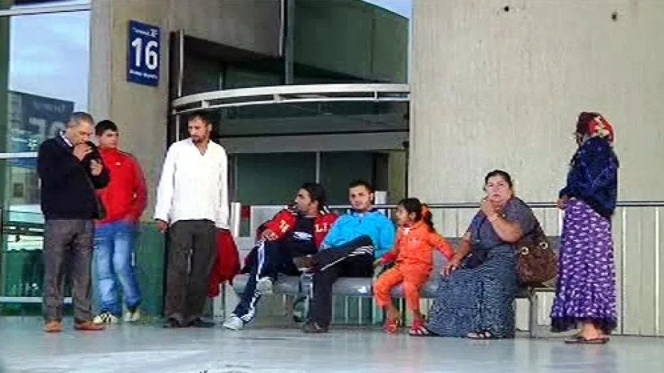 Balkanští Romové čekají ve Francii na deportaci