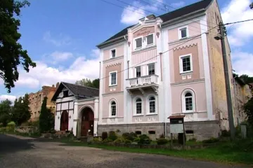 Rizikově hospodaří přes 60 obcí, prý špatně investují