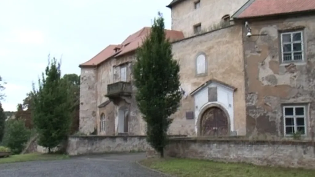 Zámek v Miroslavi