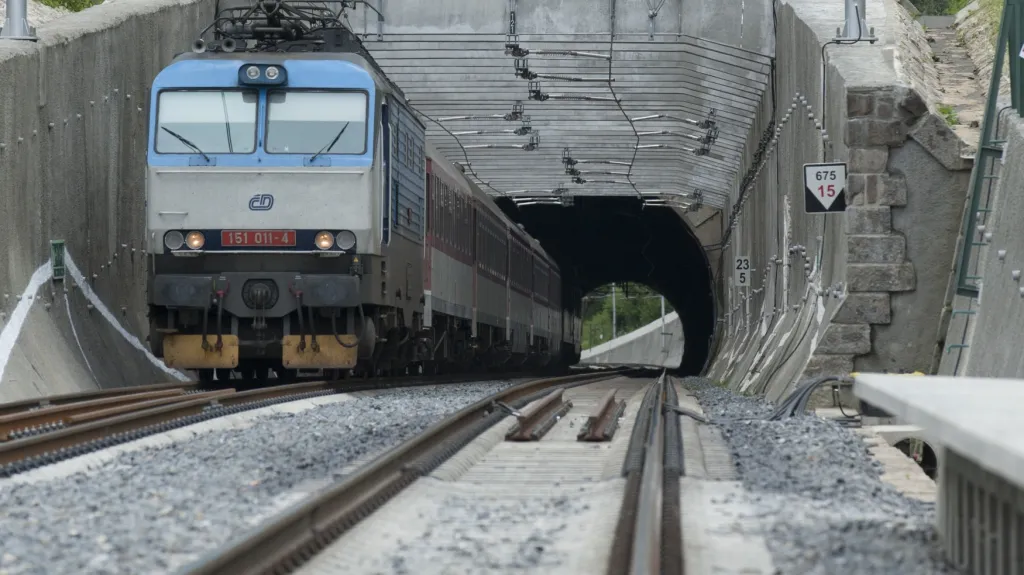 Střelenský tunel