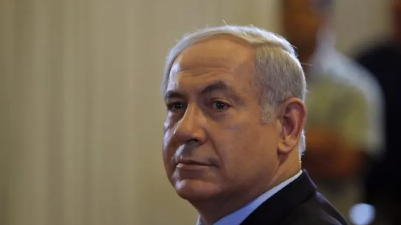 Izraelský premiér vypovídá kvůli zásahu proti humanitární flotile před vyšetřovací komisí.