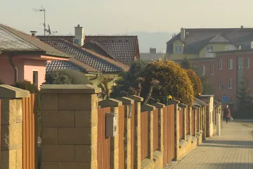 Sazba daně z nemovitosti se zvedne nejméně o 80 procent, další úpravy mohou přidat obce