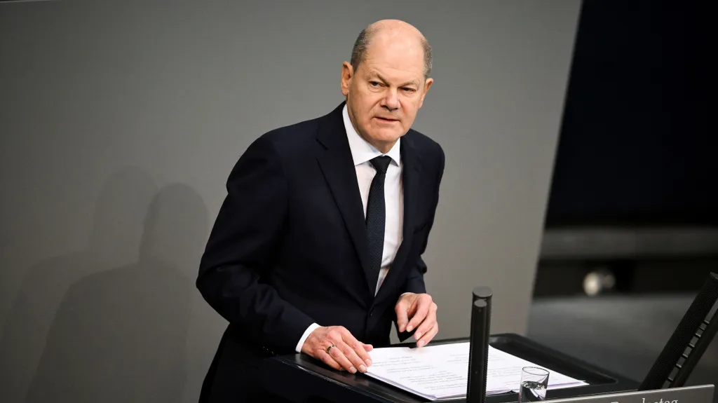 Olaf Scholz při projevu ve Spolkovém sněmu