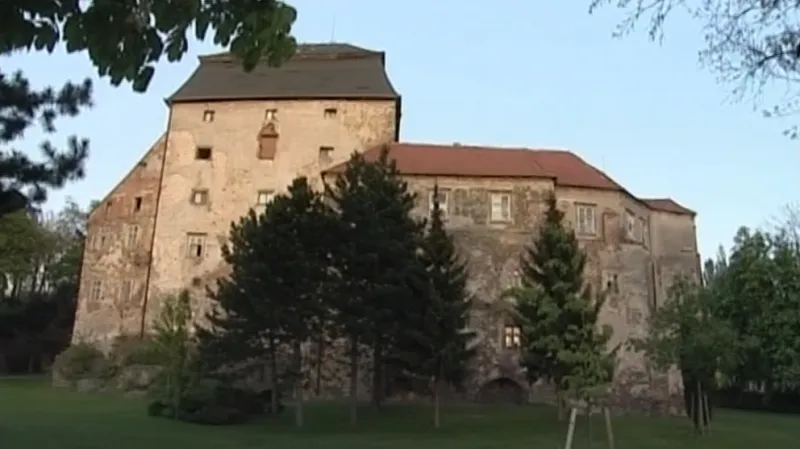 Zámek v Miroslavi