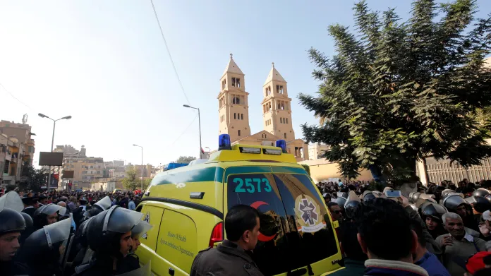 Útok v káhirské katedrále
