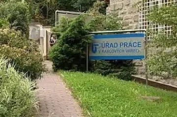 Nezaměstnané čekají změny: Cukr a bič v podpoře a zelené karty pro cizince