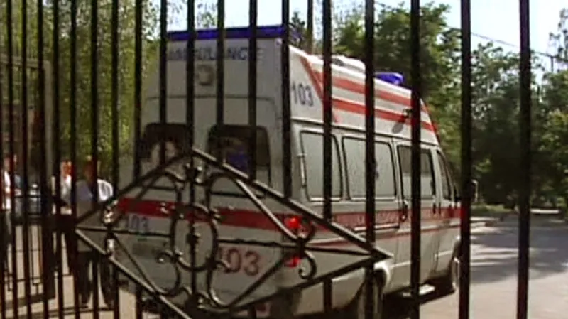 Sanitka veze Juliji Tymošenkovou do charkovské nemocnice