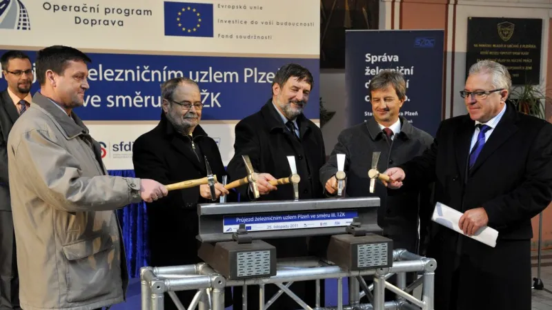 J. Martínek (ČD), K. Havlíček (SFDI), P. Náhlík (POVED), T. Slavíček (SUDOP), J. Topol (Skanska)