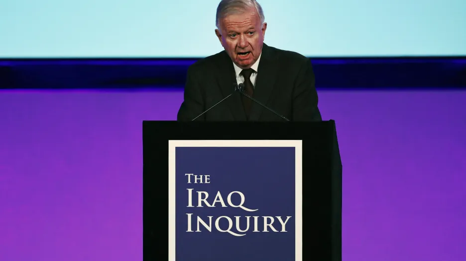 Sir John Chilcot představuje vyšetřovací zprávu