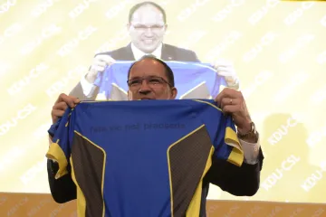 Musíme dělat permanentní kampaň, vyzval lidovce končící předseda Výborný
