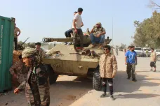 Haftarovo tažení na Tripolis si vyžádalo přes tisíc mrtvých, oznámila WHO