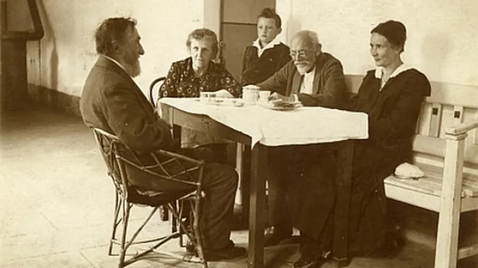 Karel Klostermann s přáteli