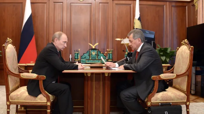 Ruský ministr obrany Šojgu informoval prezidenta Putina o výsledcích vojenského cvičení