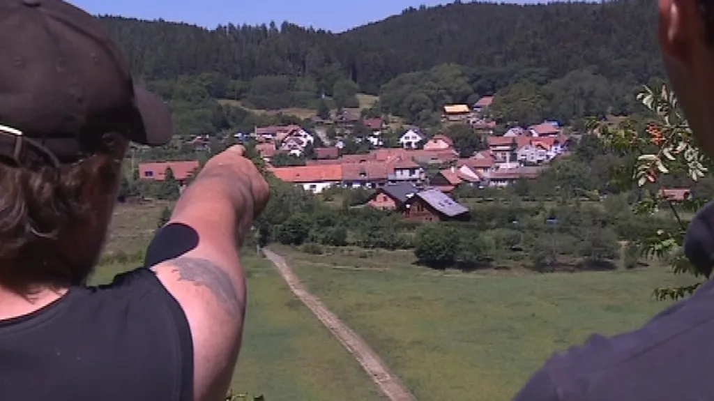 Holštejn leží v CHKO Moravský kras