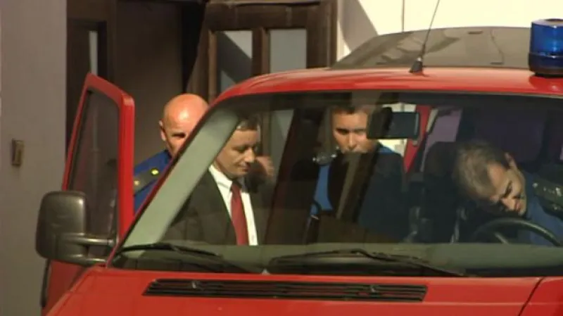 Události: Rath dostal 14milionovou kauci