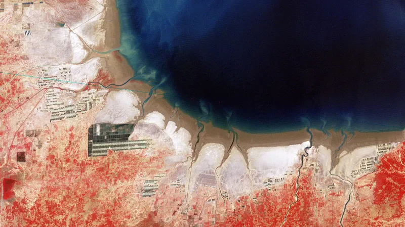 Akvakulturní zařízení v Pochajském zálivu roku 1979