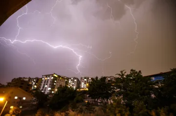 Meteorologové popsali nejdelší blesk. Měřil 709 kilometrů, víc než celé Česko