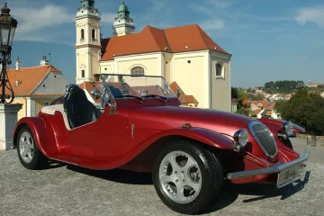 Na Břeclavsku se budou vyrábět obdoby starých anglických roadsterů