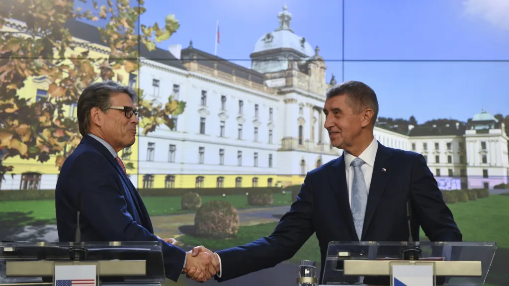 Ministr energetiky USA Rick Perry s premiérem Andrejem Babišem