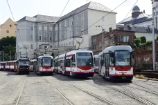 Nové depo pro tramvaje? Olomouc hledá využití bývalých kasáren v Neředíně