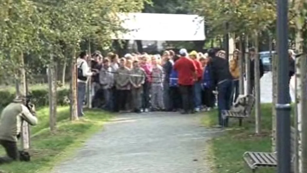 Závodníci na startu Běhu naděje