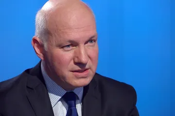Na čínský dopis Kuberovi je třeba odpovědět bouchnutím do stolu, komentuje Fischer tchajwanskou misi