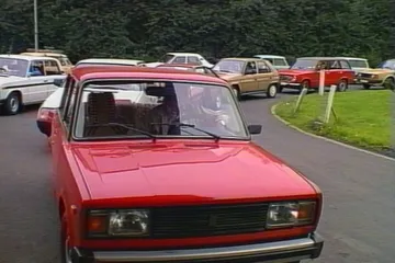 30 let zpět: Panika kolem benzinu jako reakce na puč v SSSR