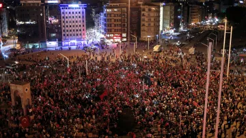 Protest v Turecku v červenci 2016
