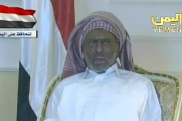 Sálih se poprvé po útoku ukázal veřejnosti